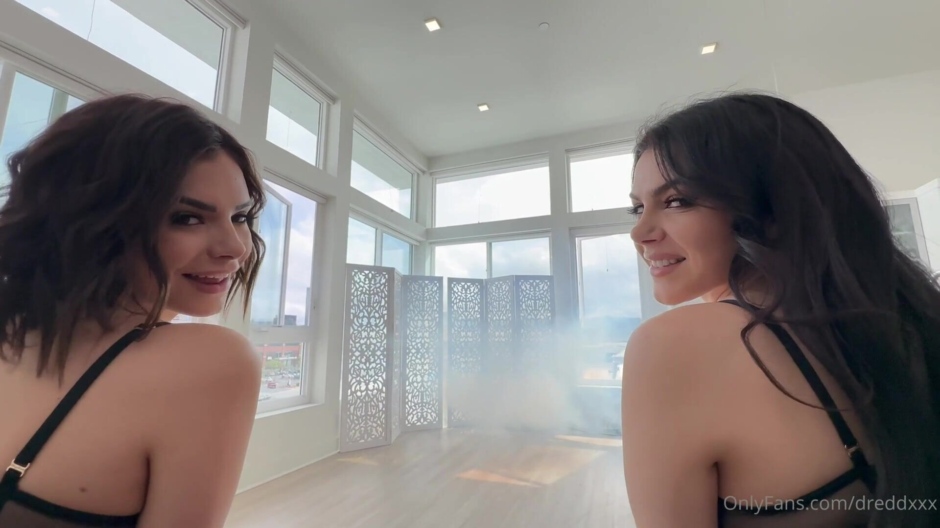 Valentina Nappi and Violet Starr - violet starr - valentina nappi