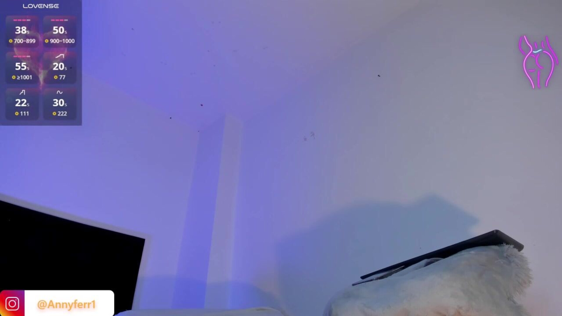 s03m72h22 02 40 6202 1rerref ynna - webcam
