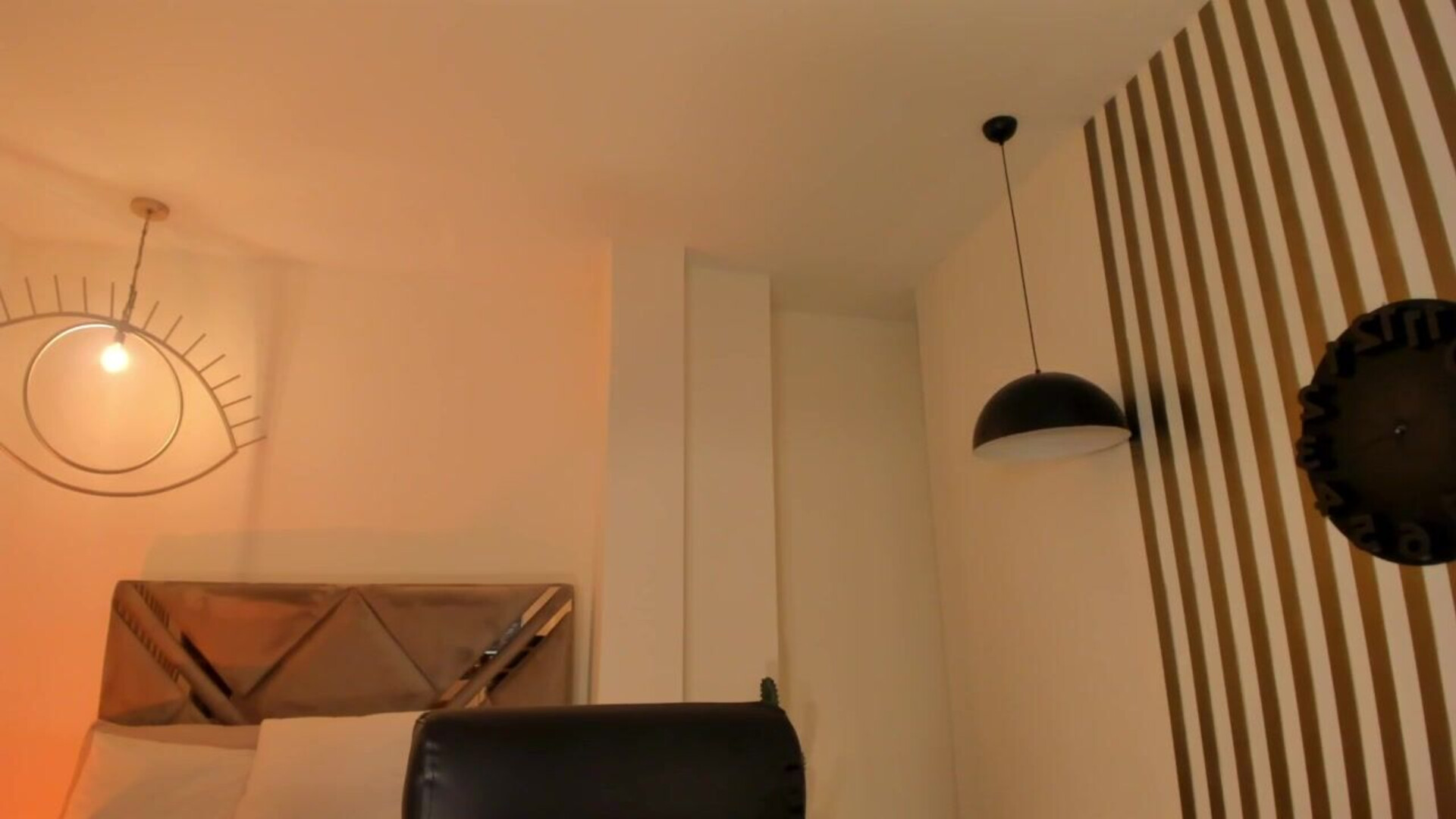 s43m55h51 71 40 6202 llerrafaim - webcam