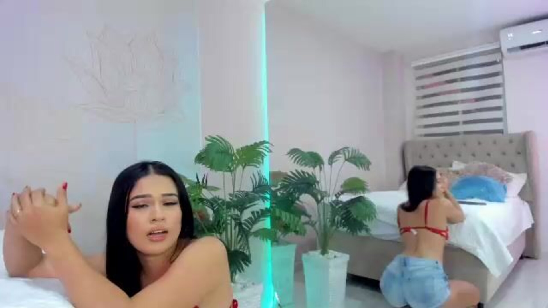 sabrinahbrownn 2025 12 29 15h45m02s - webcam