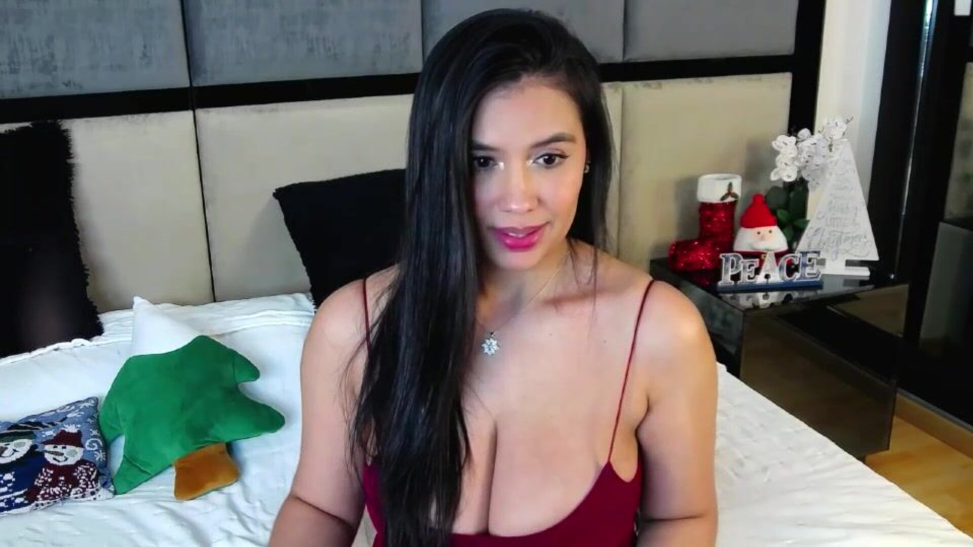tamaraklose 2025 12 02 00h28m47s - webcam