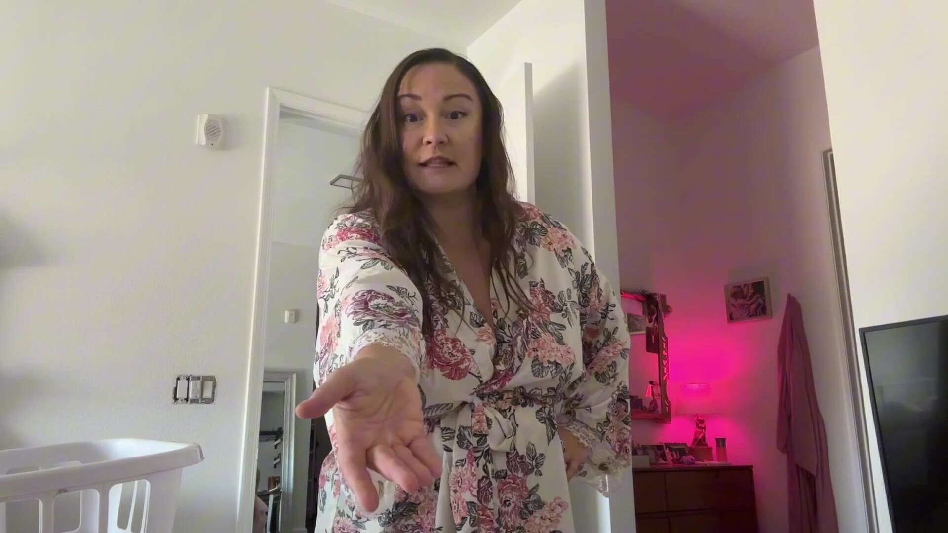 Caught watching step mommy porn - big ass - babe