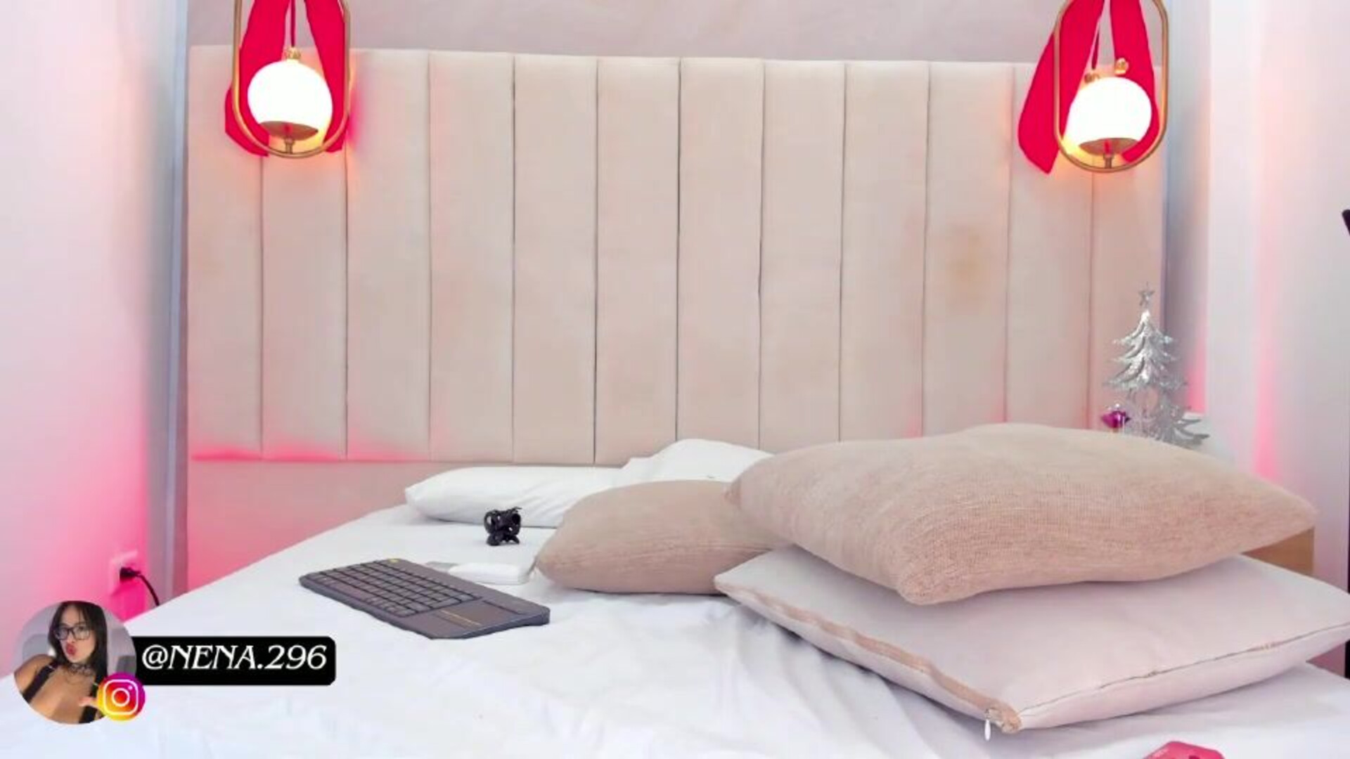 Dream Nena 2025 12 06 19H08m02s - webcam