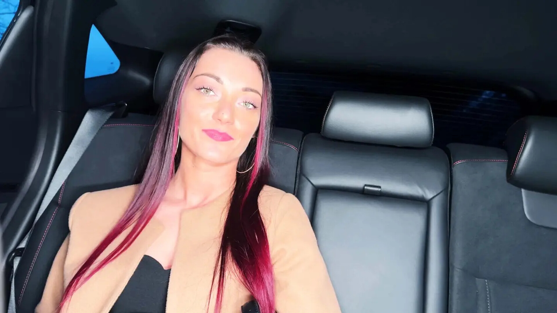 JacqueEtMichelTV 26 04 17 Angela - jacqueetmicheltv - 26 - 04 - 17 - angela