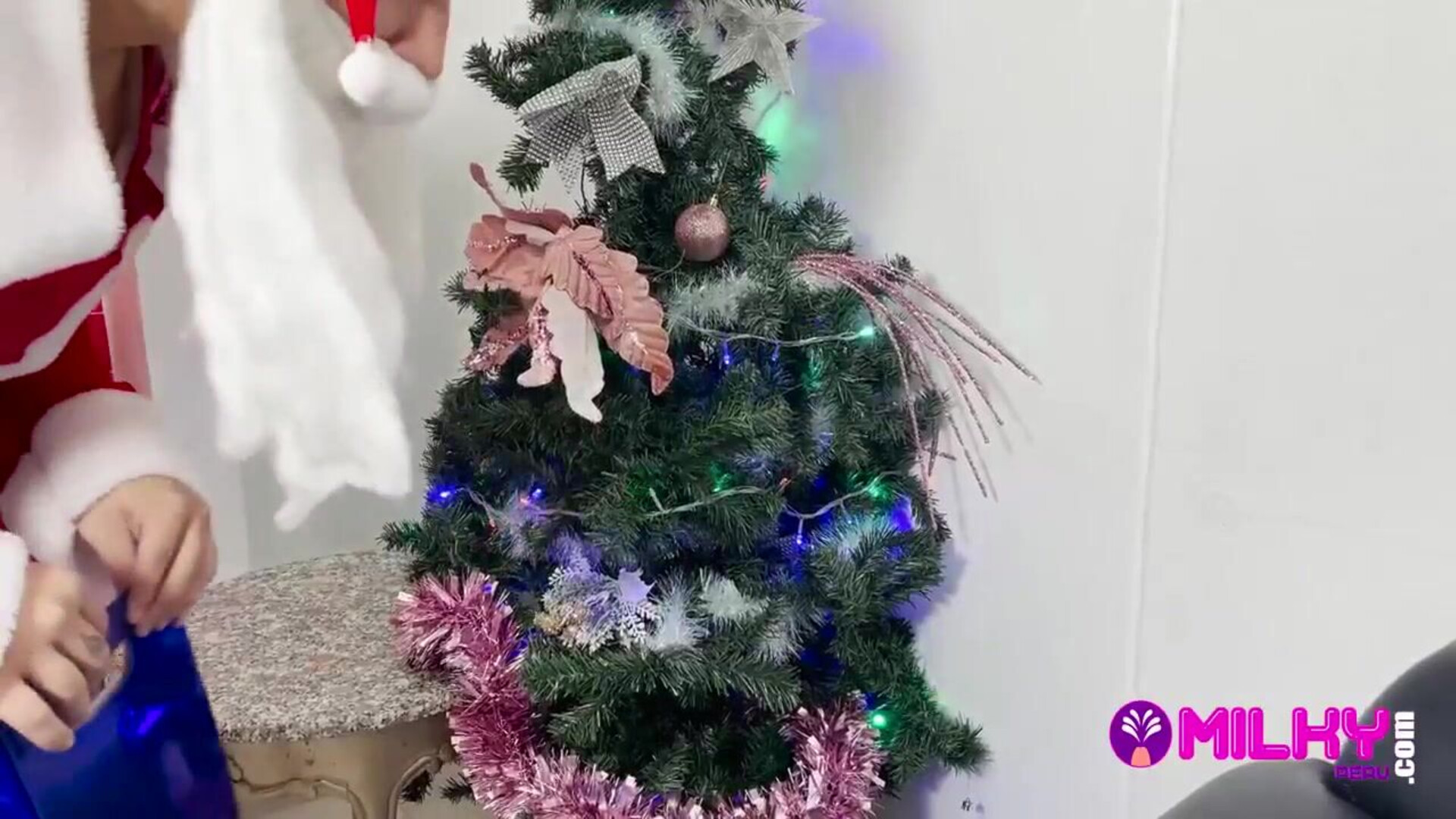 MilkyPeru – Sumisa Es Castigada Y Penetrada Por Papa Noel… Perrita Malcriada - latin - spanish - blowjob