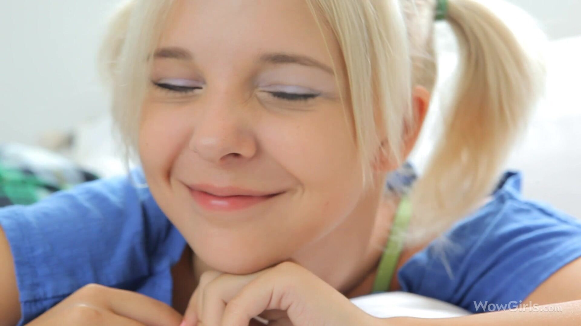 Monroe Blonde Angel - solo - small tits