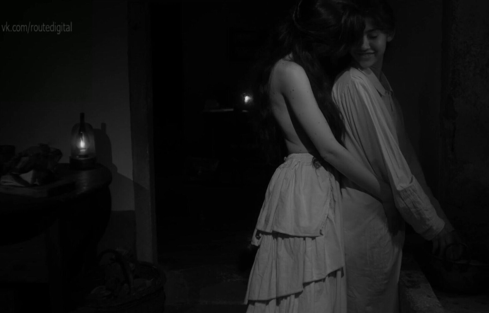 Natalia de Molina & Greta Fernández (Fernandez) Elisa y Marcela (2019) - lesbian - small tits