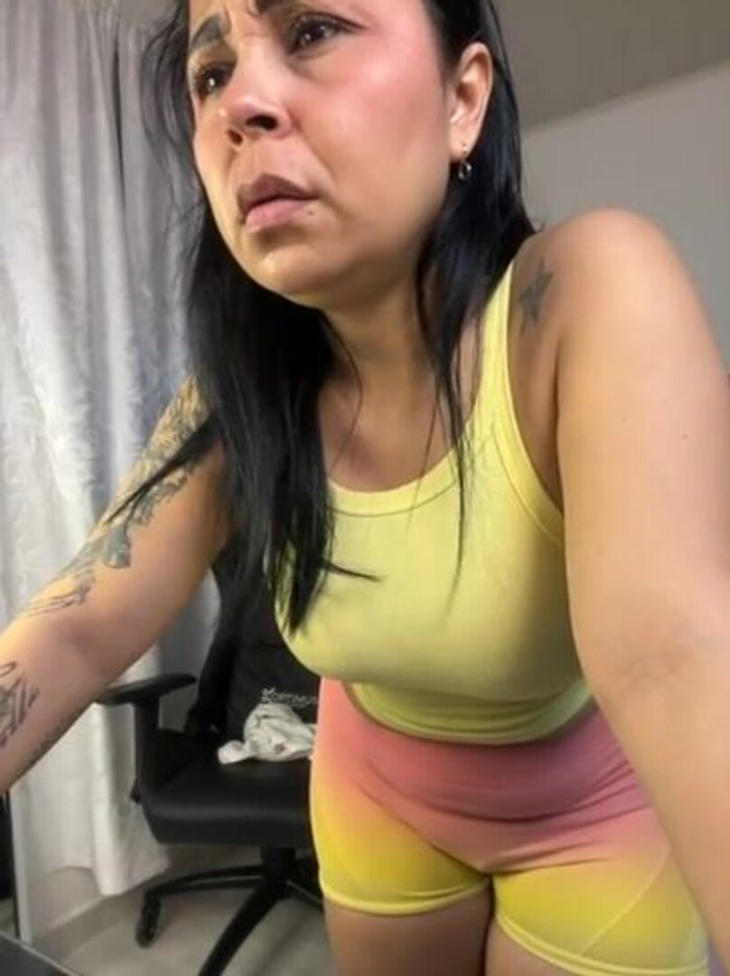 Natural Bigass Ninasc 2025 12 5 5 21 - webcam