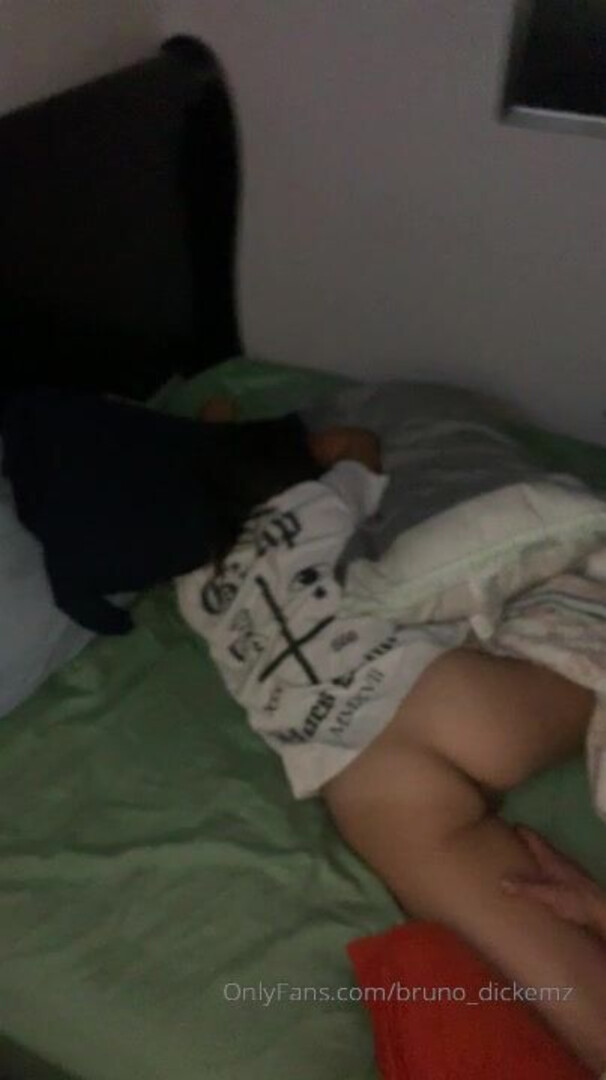 Part 1 Sleepy Bitch So This Chick I'm Bangin Dec - pov - hardcore - handjob