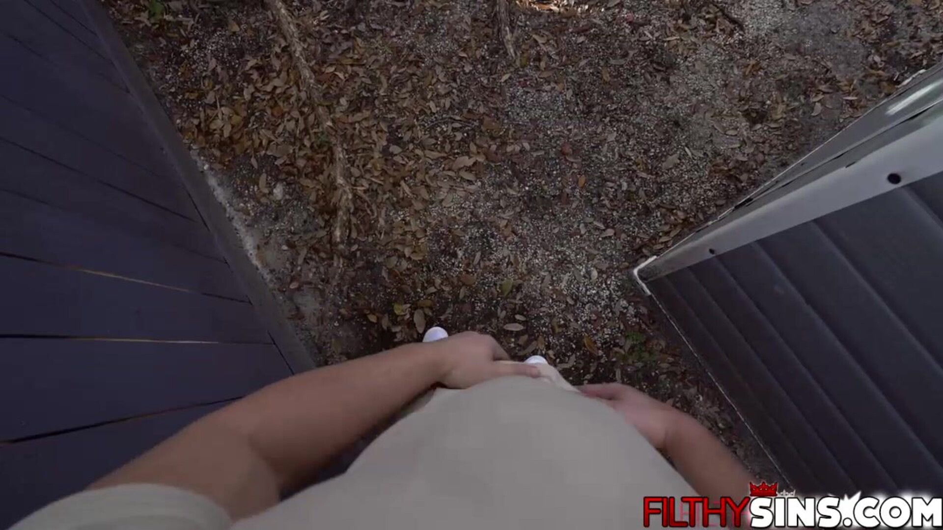 Peter pulls down MJ's shorts and stick her from behind - filthy - big tits - deepthroat - blowjob - creampie - big dick - pussy - pov - outdoors - hardcore