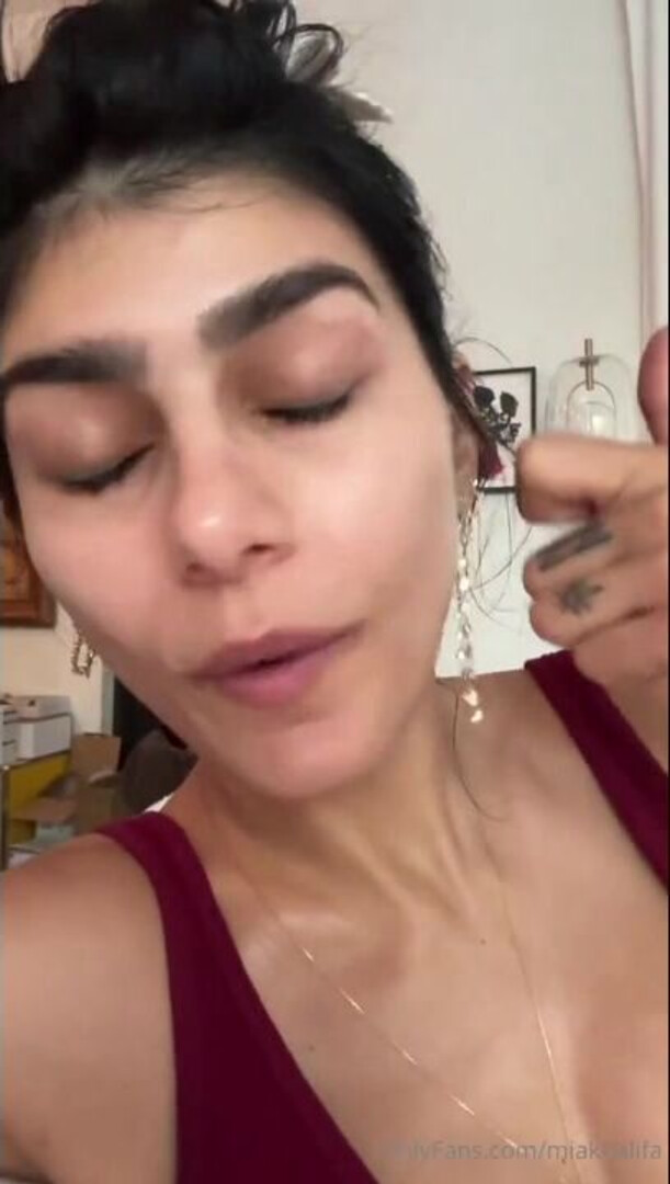 Smoking Tease Scene - big ass - big tits - blowjob - sex - fuck