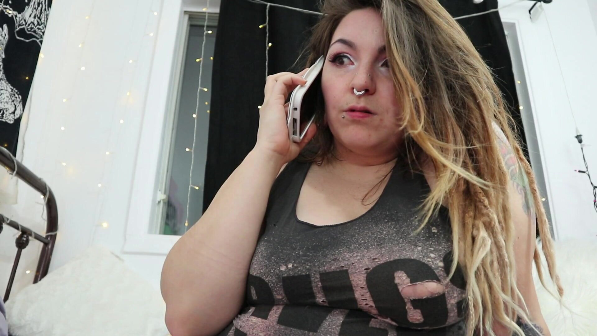 Spookybunz Calling Up My Girl So We Can Both Laugh - masturbation - big tits