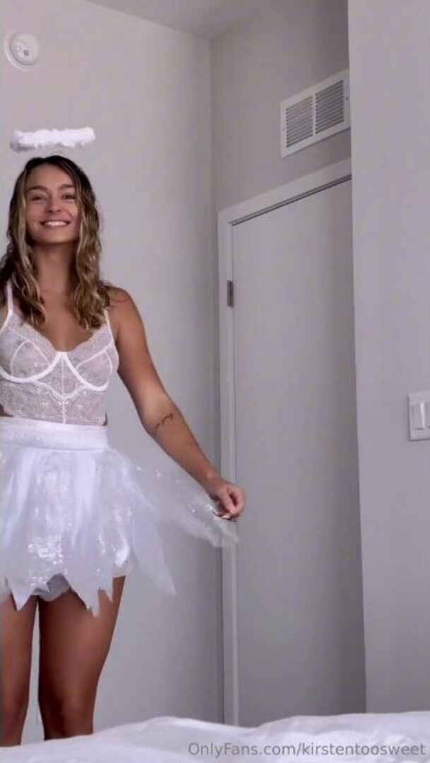 Strip Puss Tease - big ass - big tits - blowjob - sex - fuck