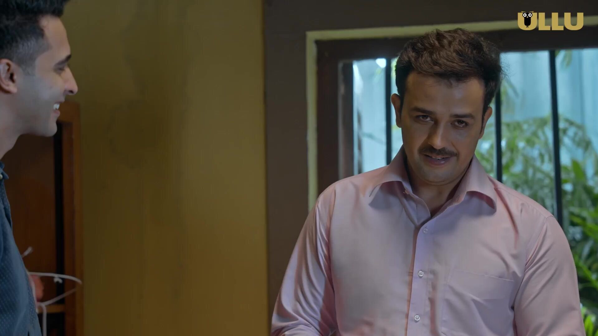Walkman S01E01 - ass