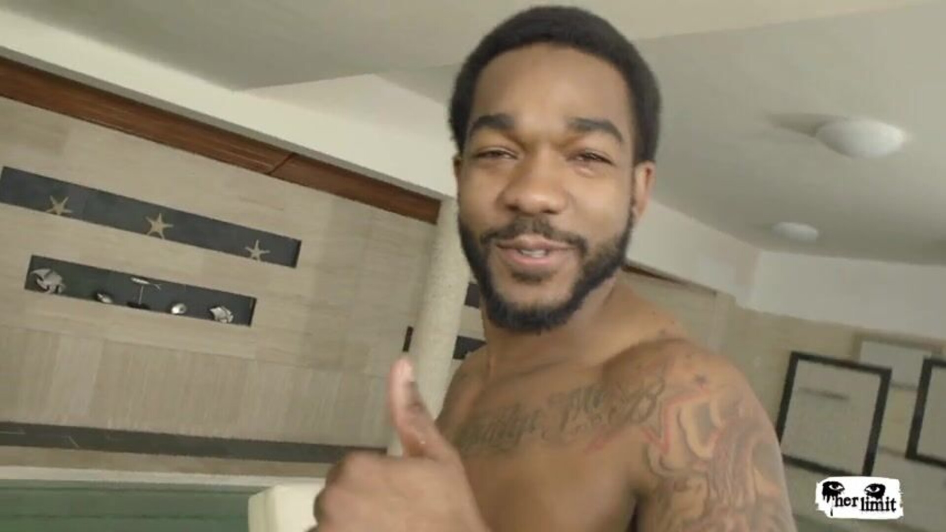 jayla foxx jayla fucks a fan - ebony - big - ass - bj
