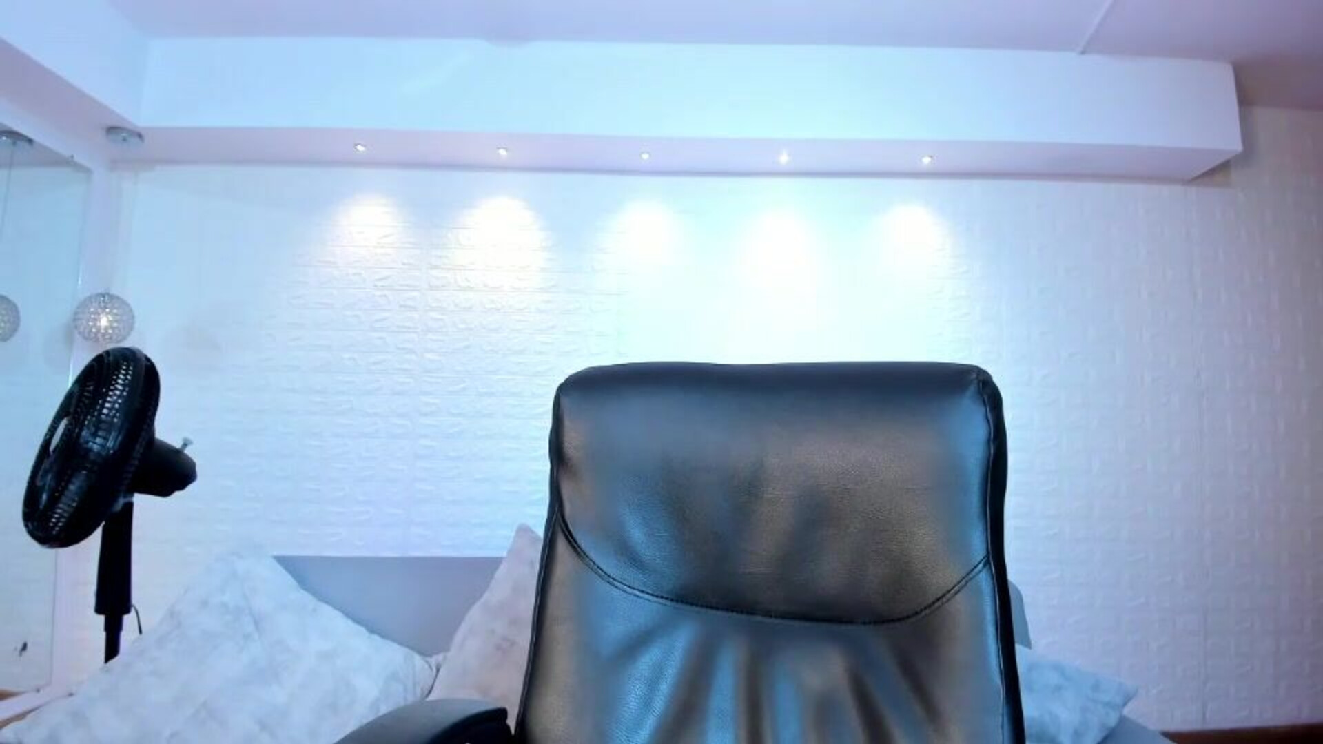 luciana jons 2025 12 02 15h23m16s - webcam