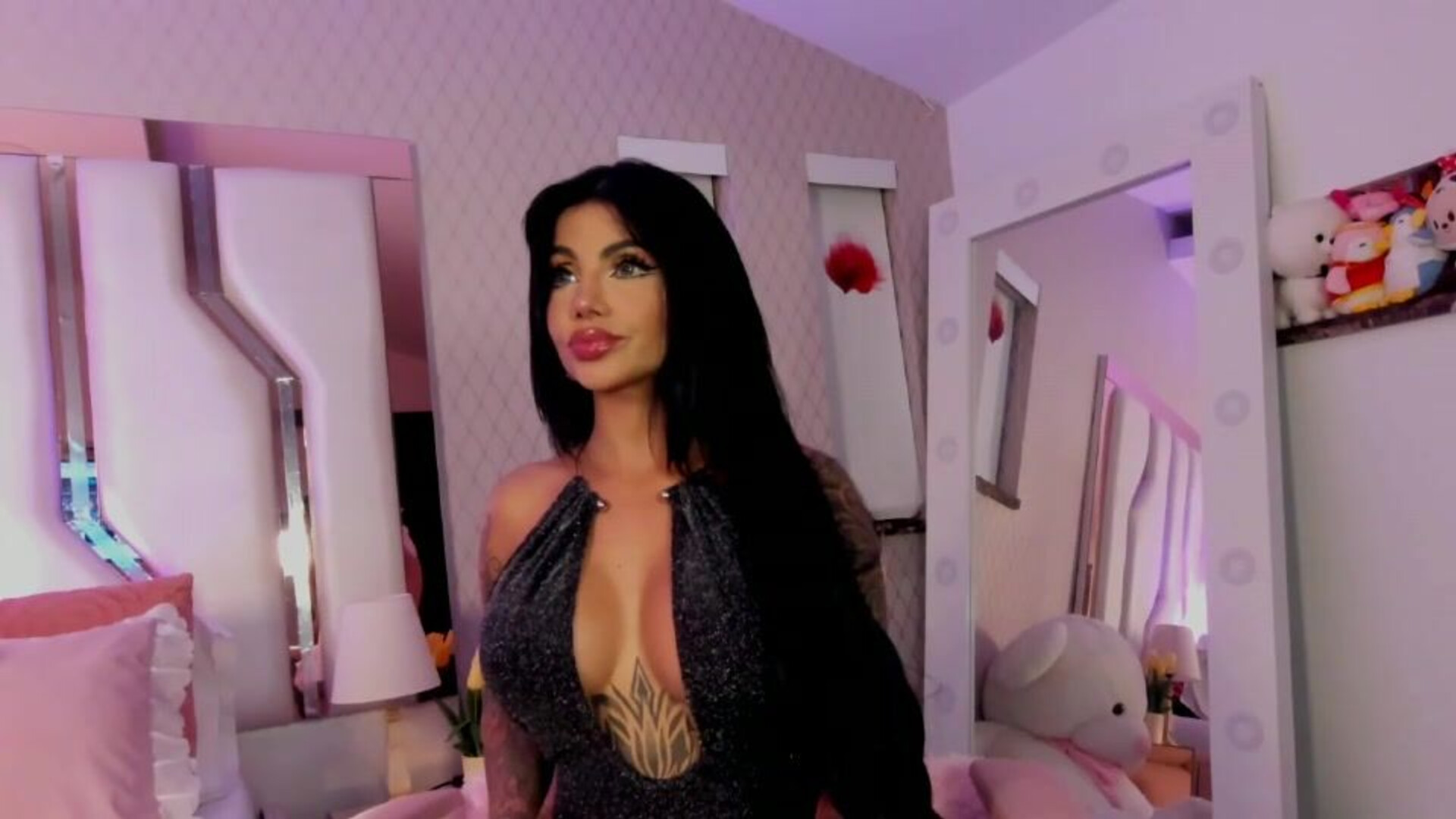 mariale q 2025 11 25 22h24m21s - webcam