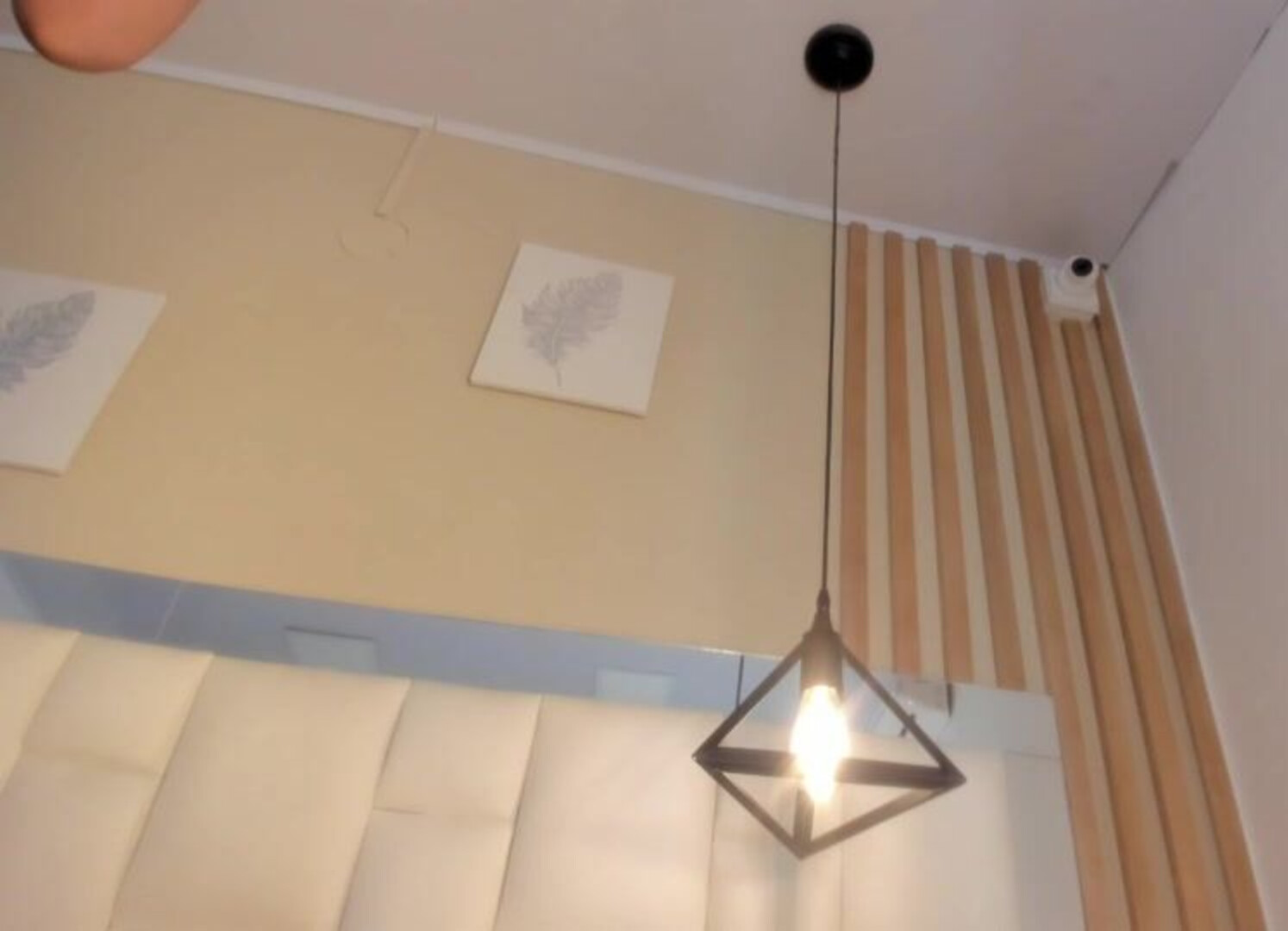 m̂áñùēl̀á žáp̈át́á 2025 11 19 15ḣ18m̂32s̆ - webcam