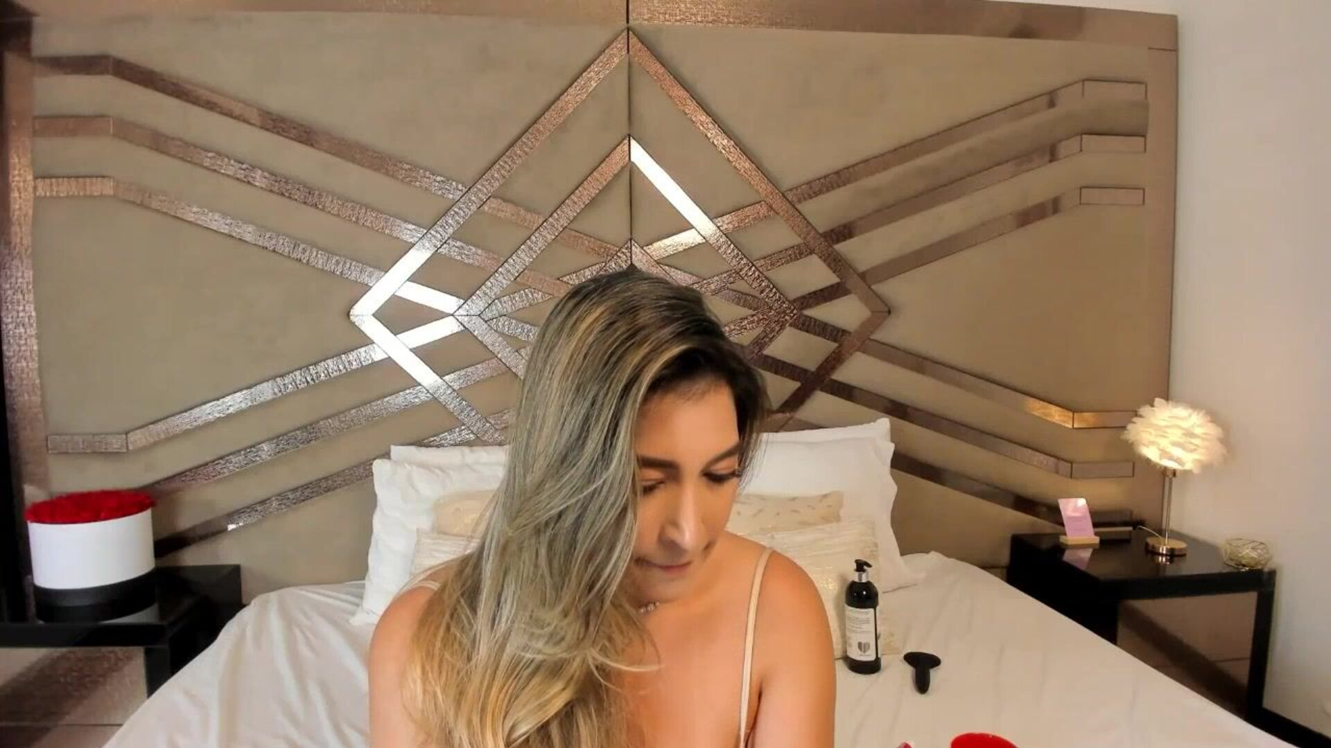 rafaelakovalenkoo 2025 11 23 08h55m43s - webcam