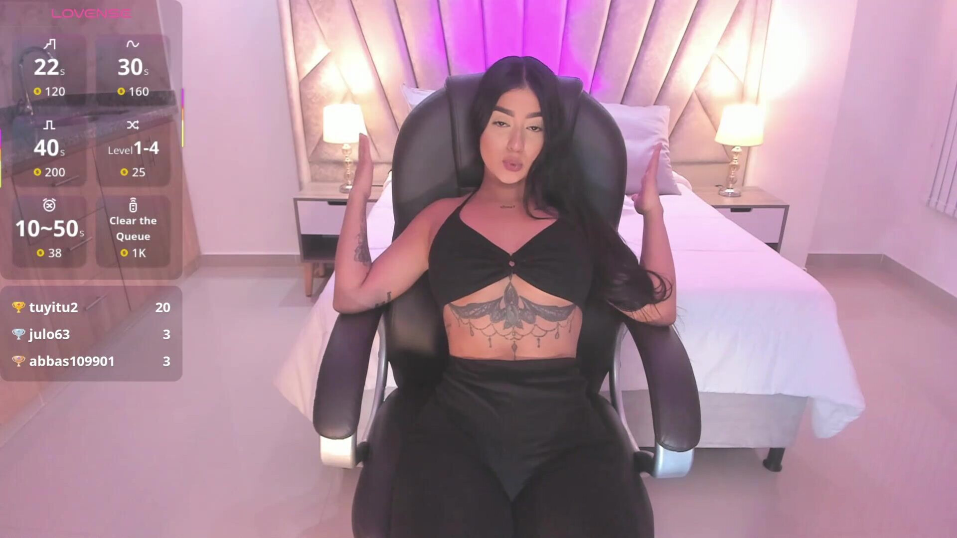 sabrina nova CU 2025 11 20 19 5 - webcam