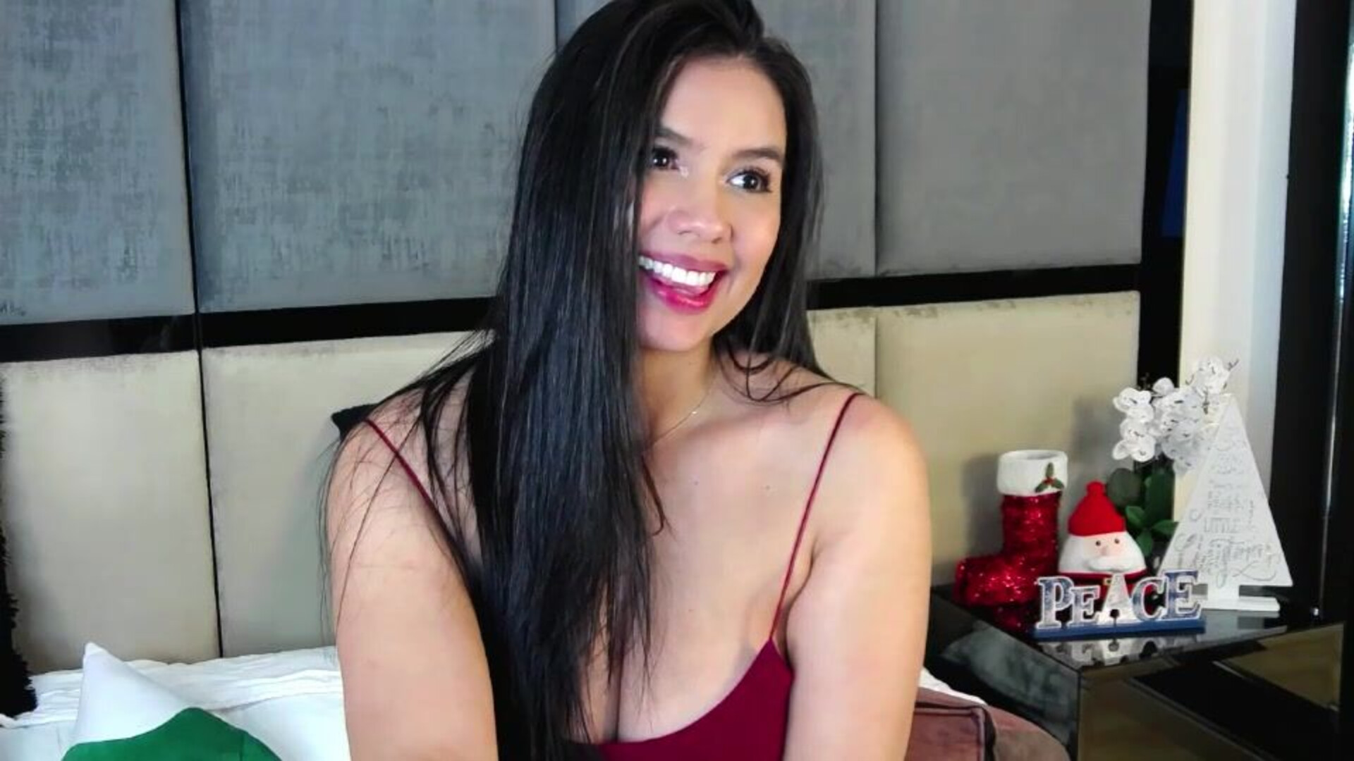 tamaraklose 2025 12 01 23h40m50s - webcam
