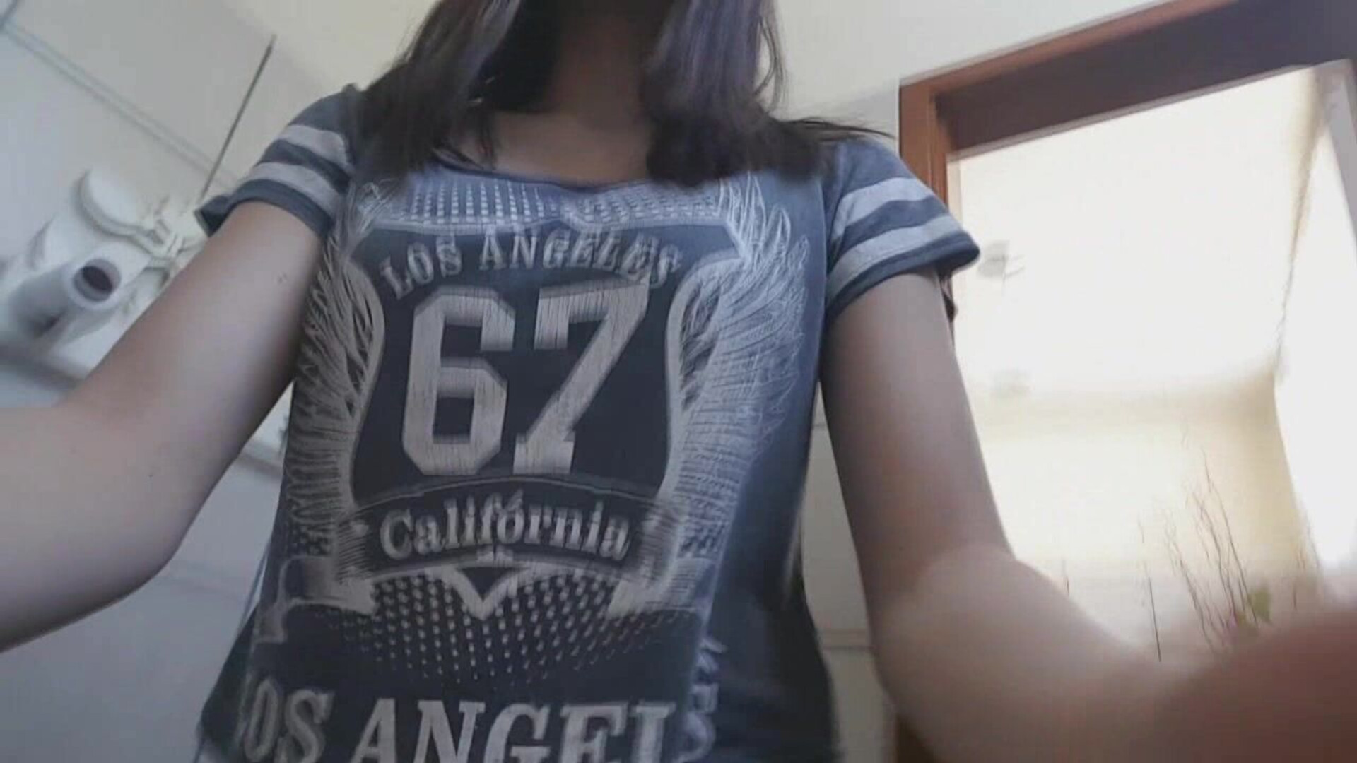 Andreza Sweet Teen Cum Play In The Restaurant Bathroom - amateur - solo - teen