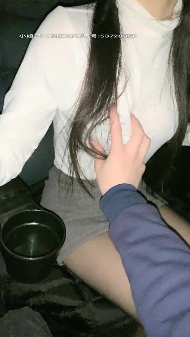Avove 12 24深夜影院操小姐姐 - asian - hardcore