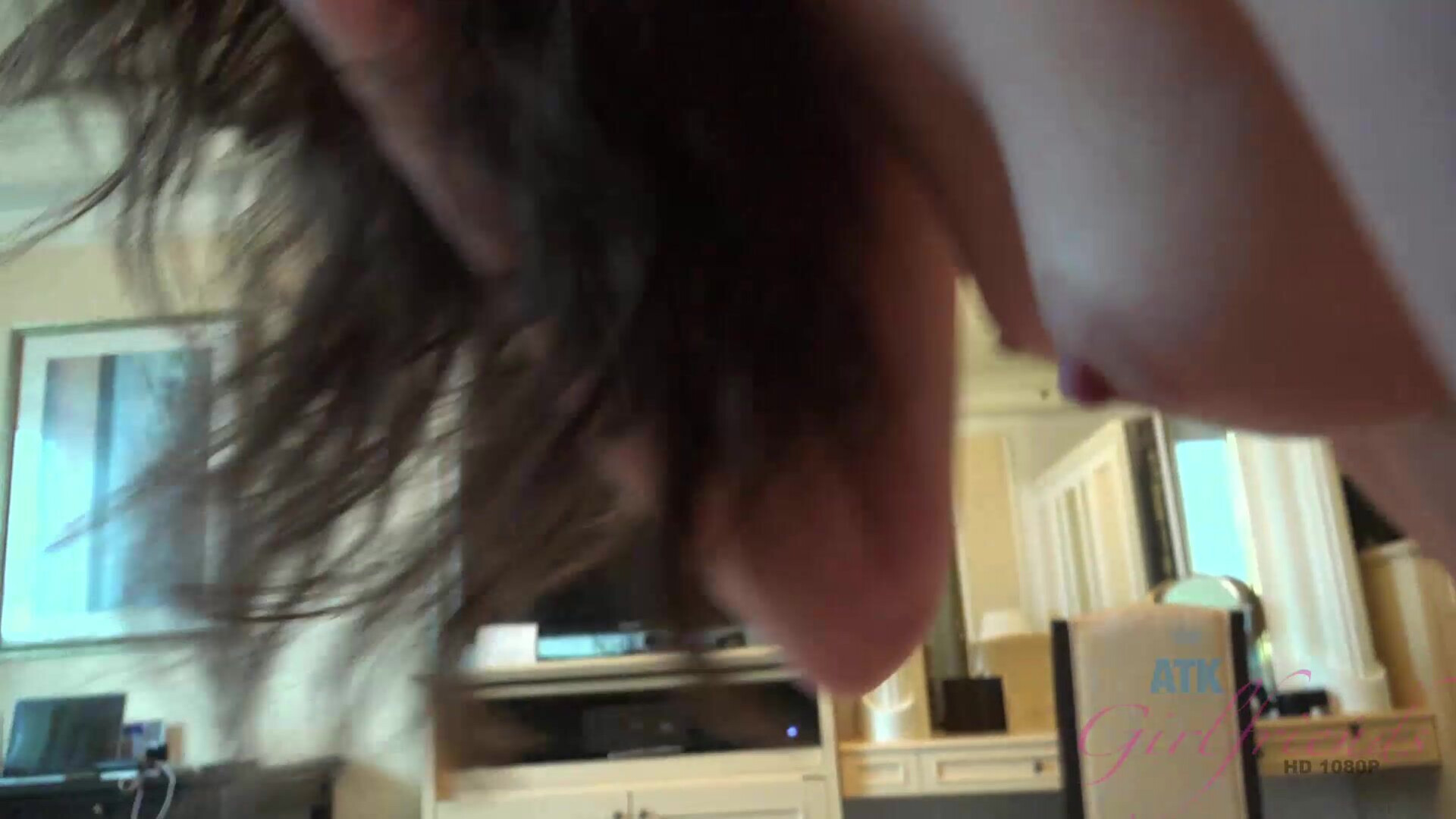 Gia Paige Gia wants a creampie in Singapore - petite