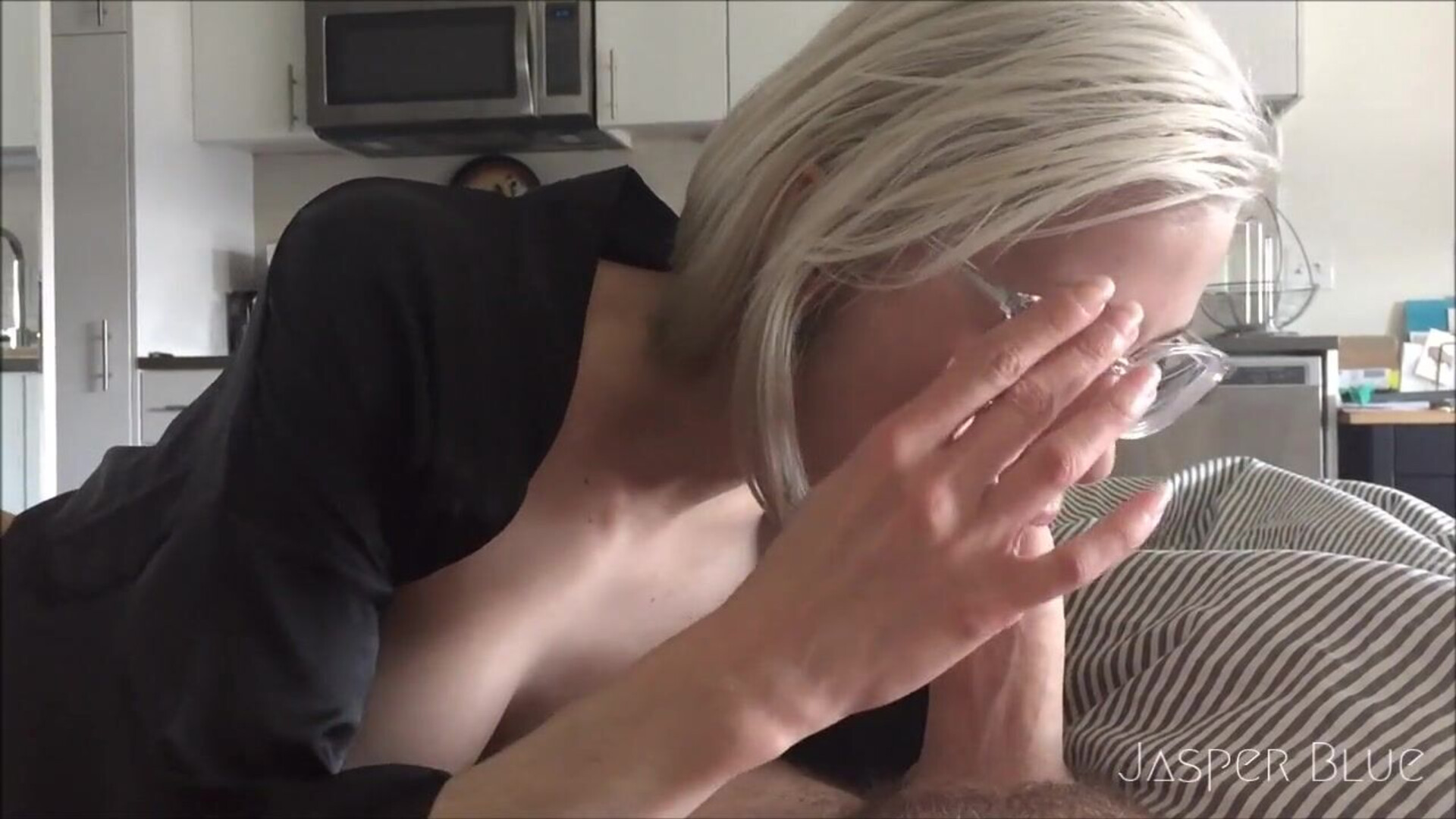 Jasper Blue Coffee Slut - pov - hardcore - handjob