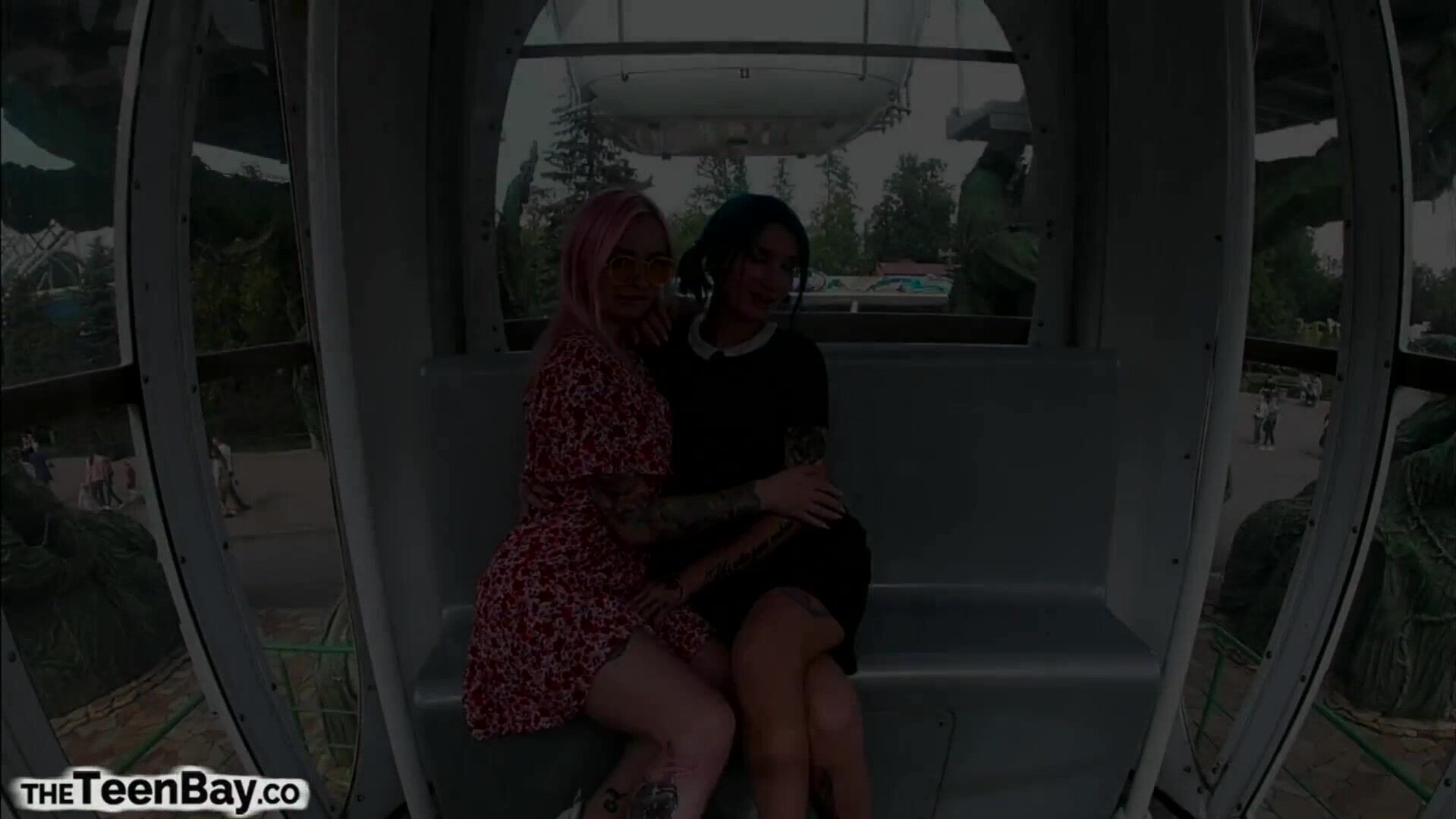 Keokistar Risky Ferris Wheel Blowjob W Slutty Teens - brunette - masturbation