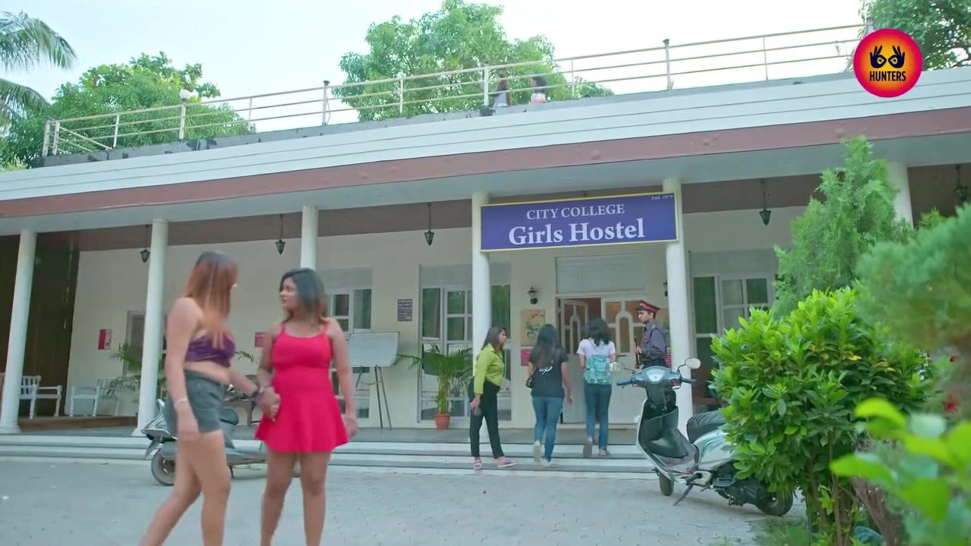 Khoda Hostel Nikla Ladka Season 01 Episodes 09 to 11 - neelam - sapnasappu - tinanandy - tinadutta - sucharitabhattacharya - alkaraj - priyagamre - bhartijha - ayushijaiswal - suhanakhan