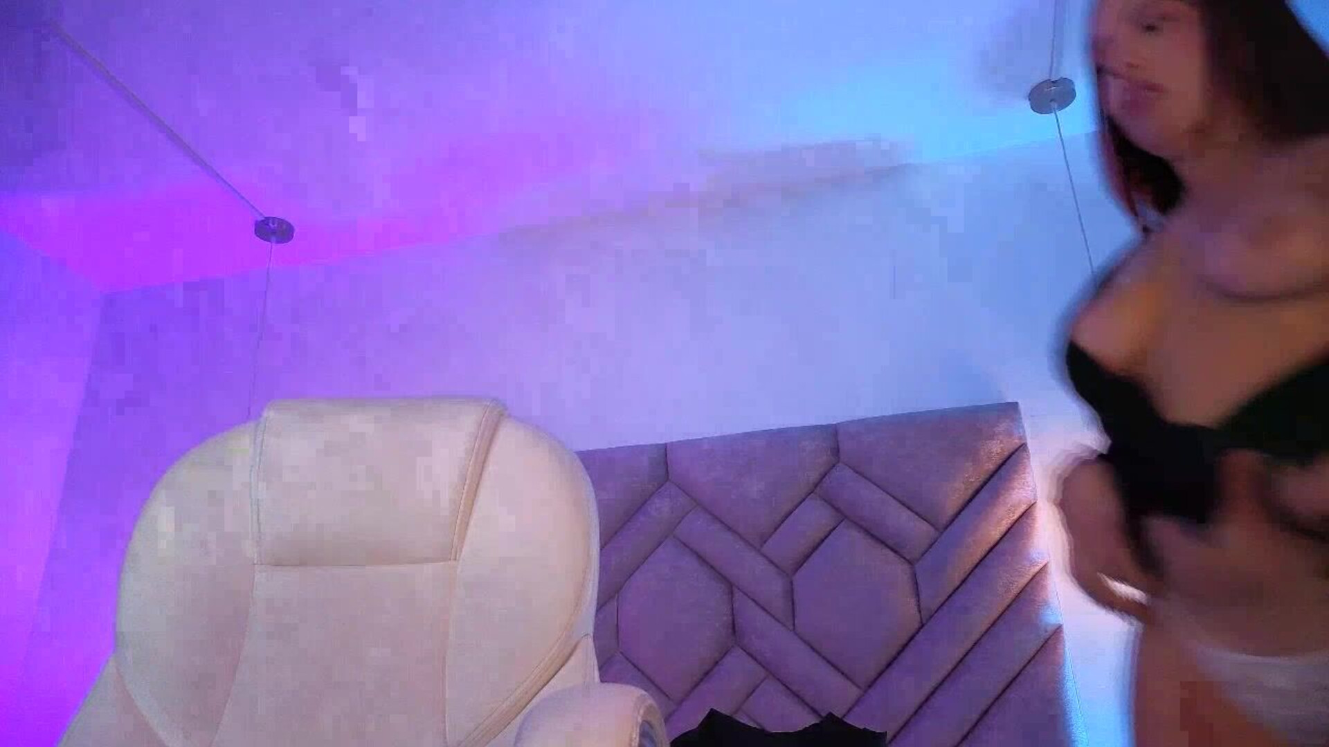 M1!4nC0r!30n3 2026 02 06 10 38 45 252 - webcam