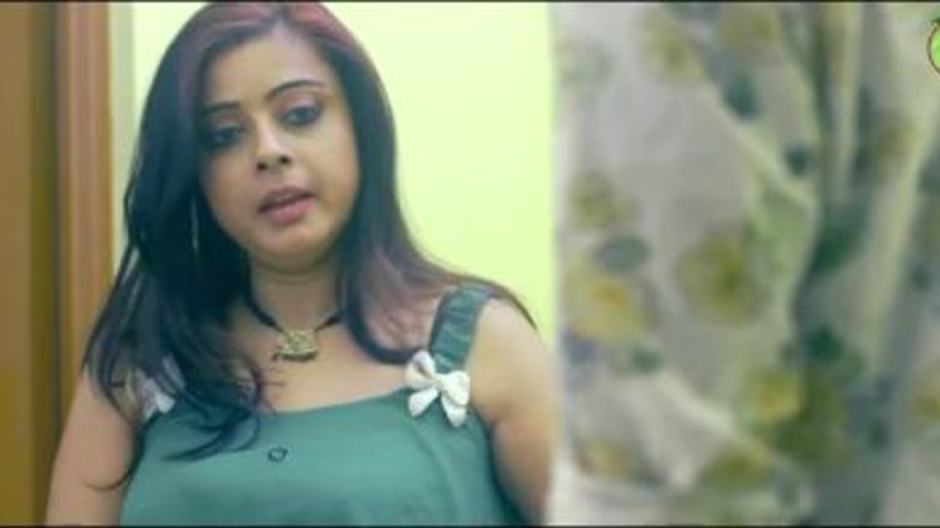 Malal Ep01 AappyTv Nude Web Series Sex Video - boobs squeezing - kissing