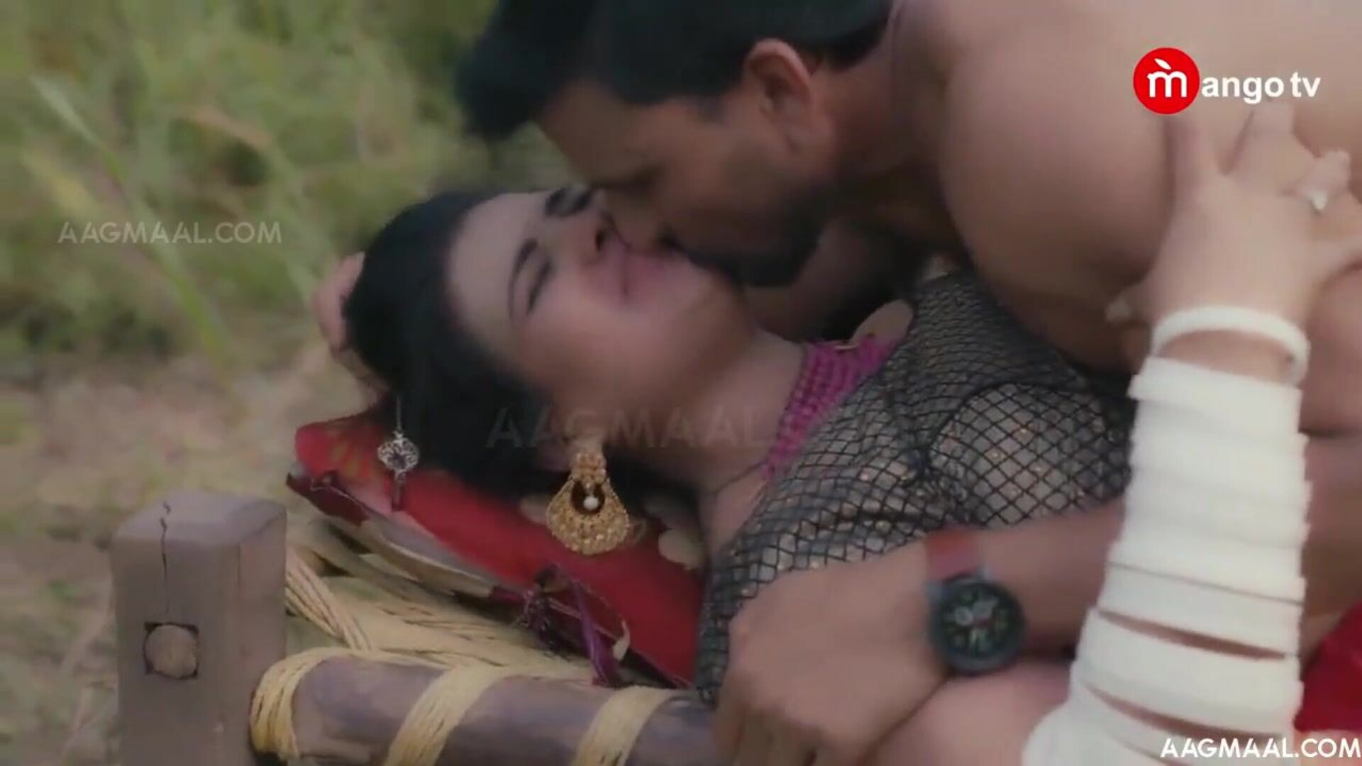 Pyaasi Uncut (2024) MangoTV Hindi Hot Short Film - nikitabhardwaj - olgasharova - sanandabanerjee - chandrimabanerjee - gargikhakhalary - priyagamre - bhartijha - leenasingh - prajaktajahagirdar - kairashehgal