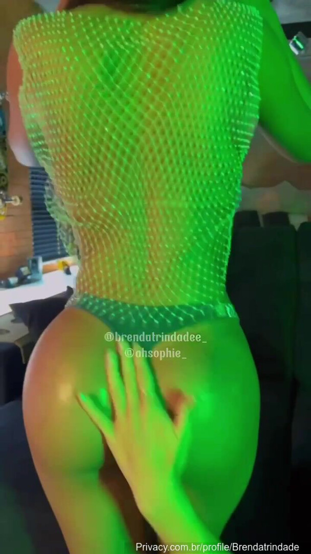 brenda les - big ass - teen