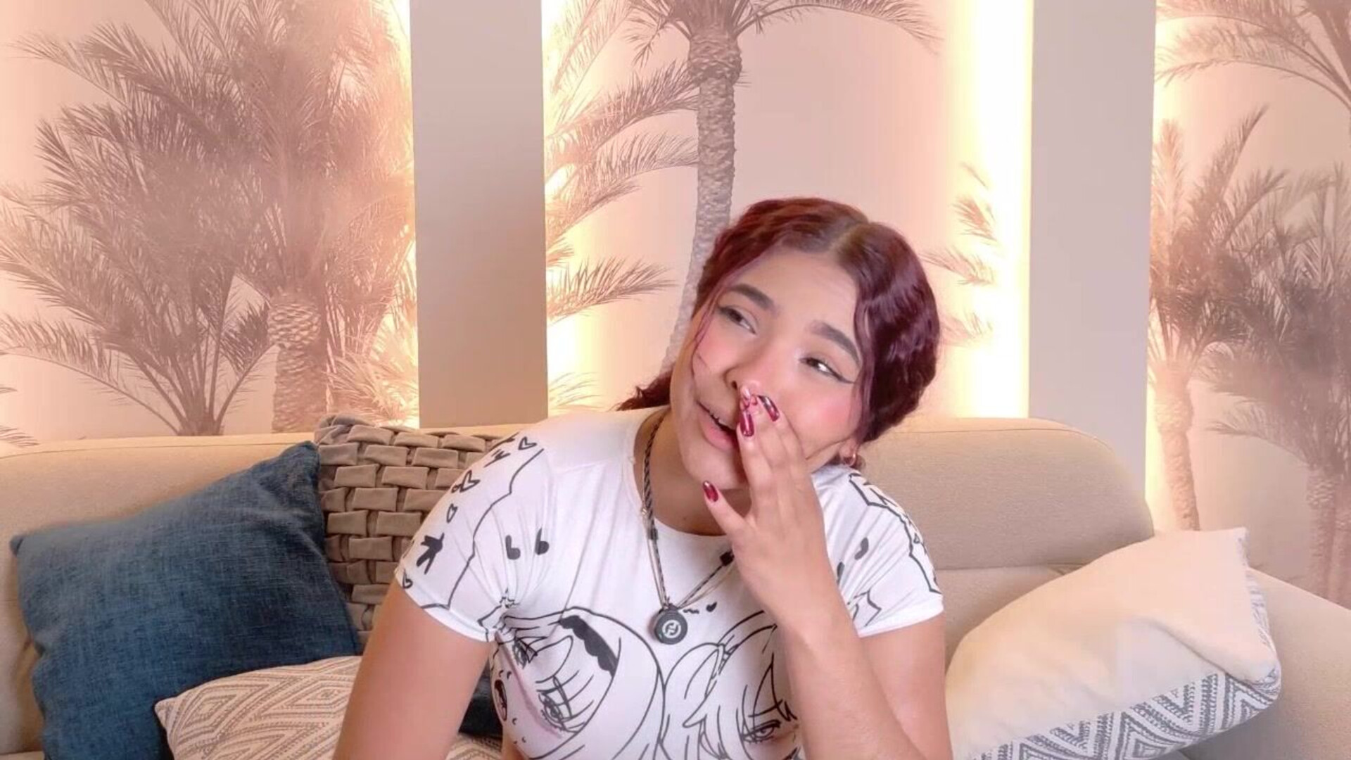 natalieheaven 2025 12 28 08h02m02s - webcam