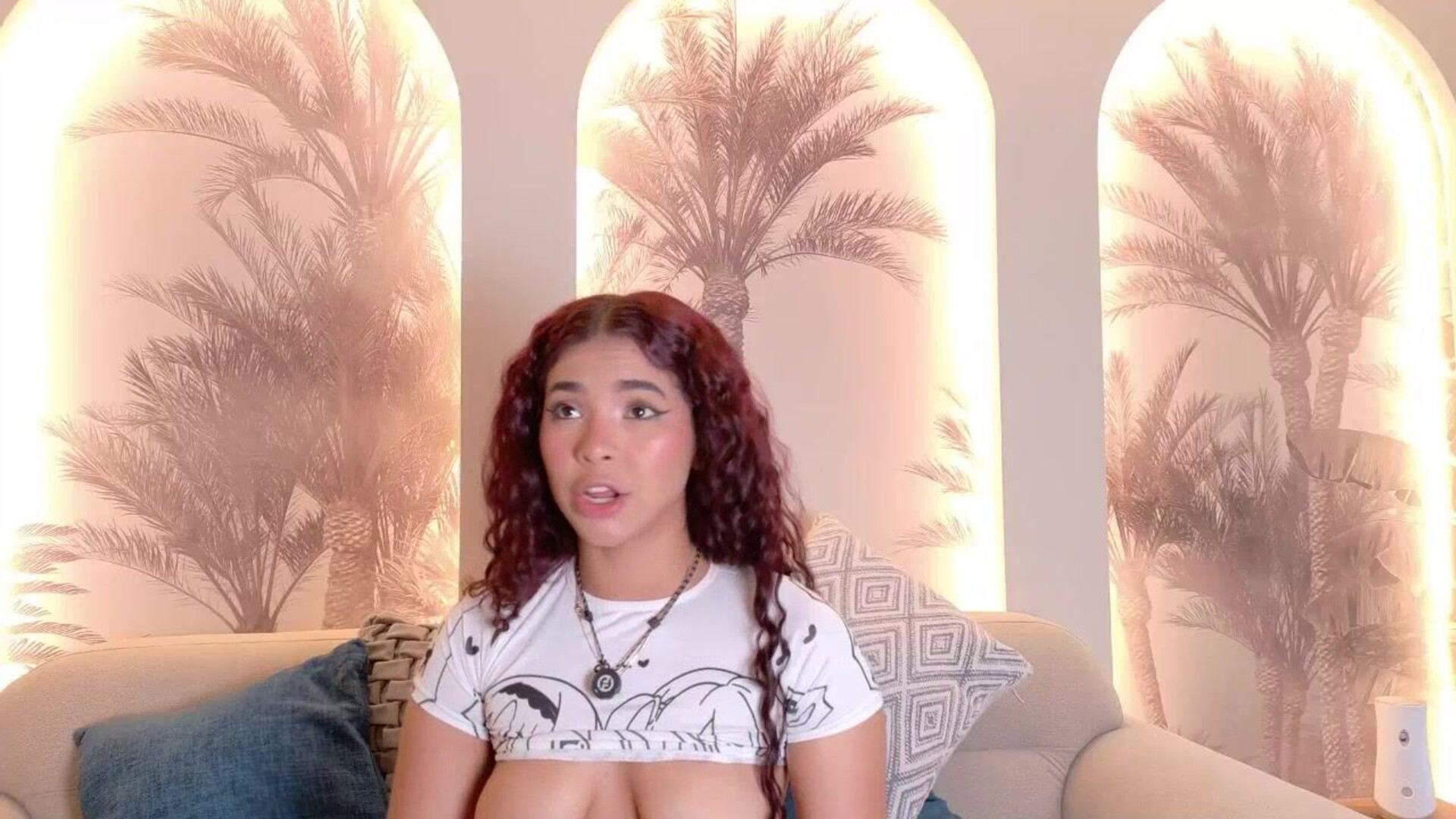 natalieheaven 2025 12 28 08h02m02s - webcam