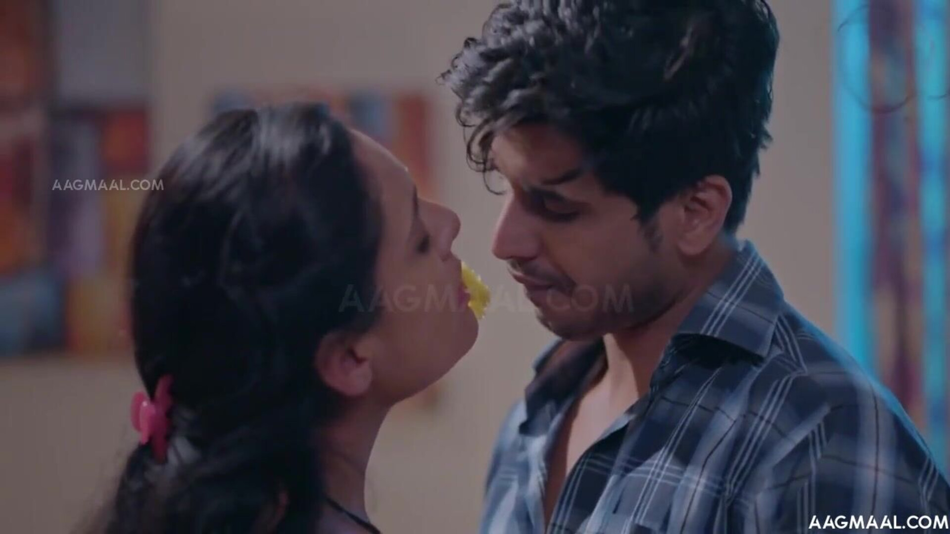 Adhuri Aas Season 01 Episode 03 (2023) HuntersApp Hindi Hot Web Series - jinnijazz - prajaktajahagirdar - neelam - sapnasappu - arpitadey - tinanandy - tinadutta - bhargavidebi - bhargavidevi - sucharitabhattacharya