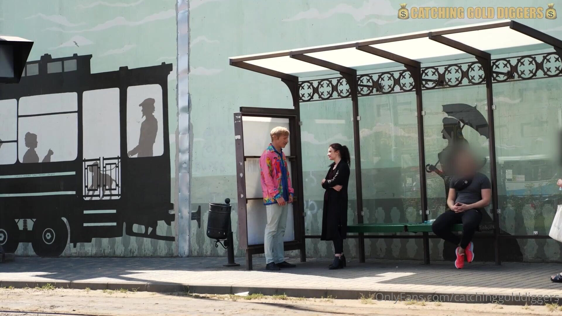 CatchingGoldDiggers OLD MAN Fucking A BUBBLE BUTT GIRL - latin - spanish - blowjob