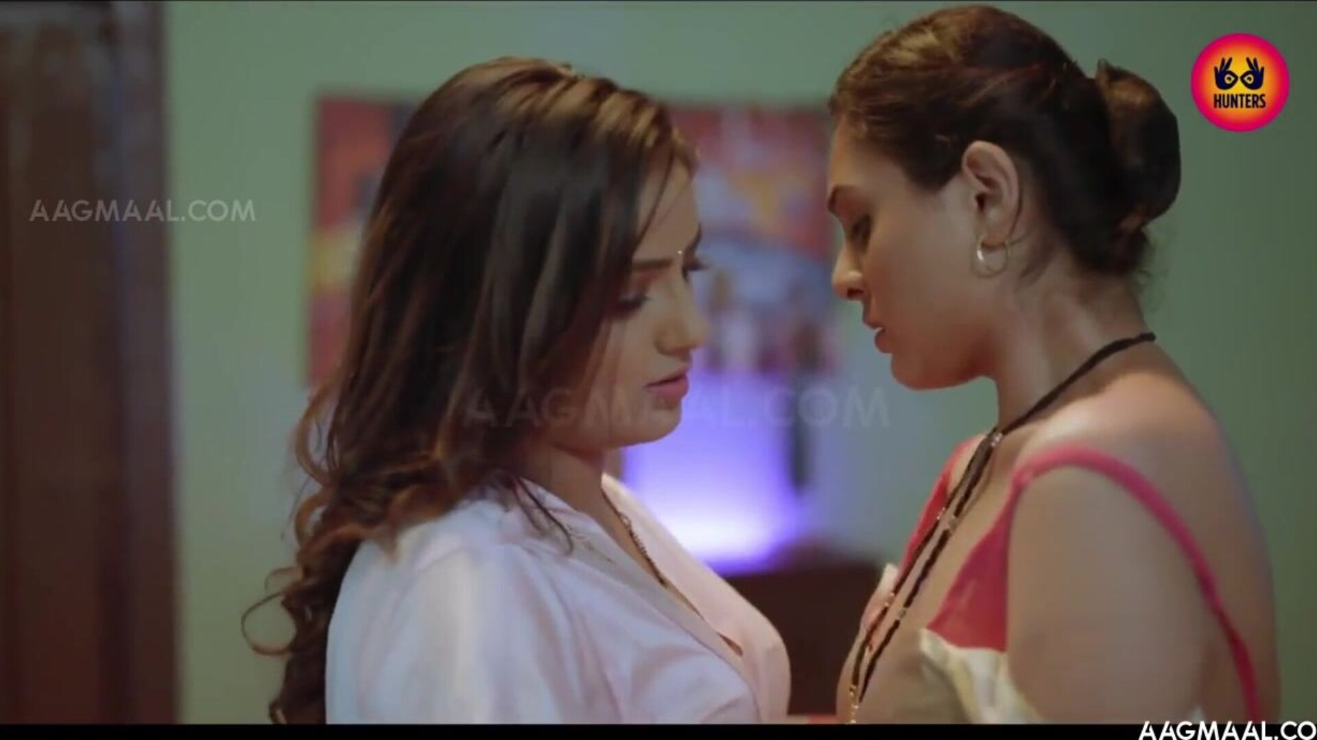 Choti Bahu Season 01 Episode 04 (2024) HuntersApp Hindi Hot Web Series - gargikhakhalary - priyagamre - bhartijha - leenasingh - prajaktajahagirdar - kairashehgal - sharonparmar - ayushibhowmick - pee