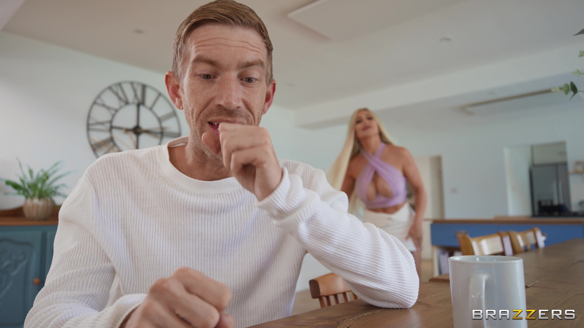 Distraction - big ass - babe - blonde - hardcore - spanish