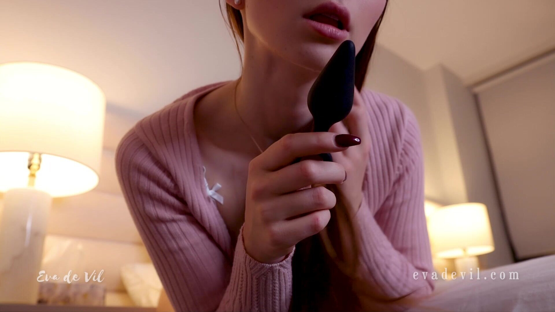 Eva De Vil Mommy's Little Pervert (Anal) - amateur - softcore - solo