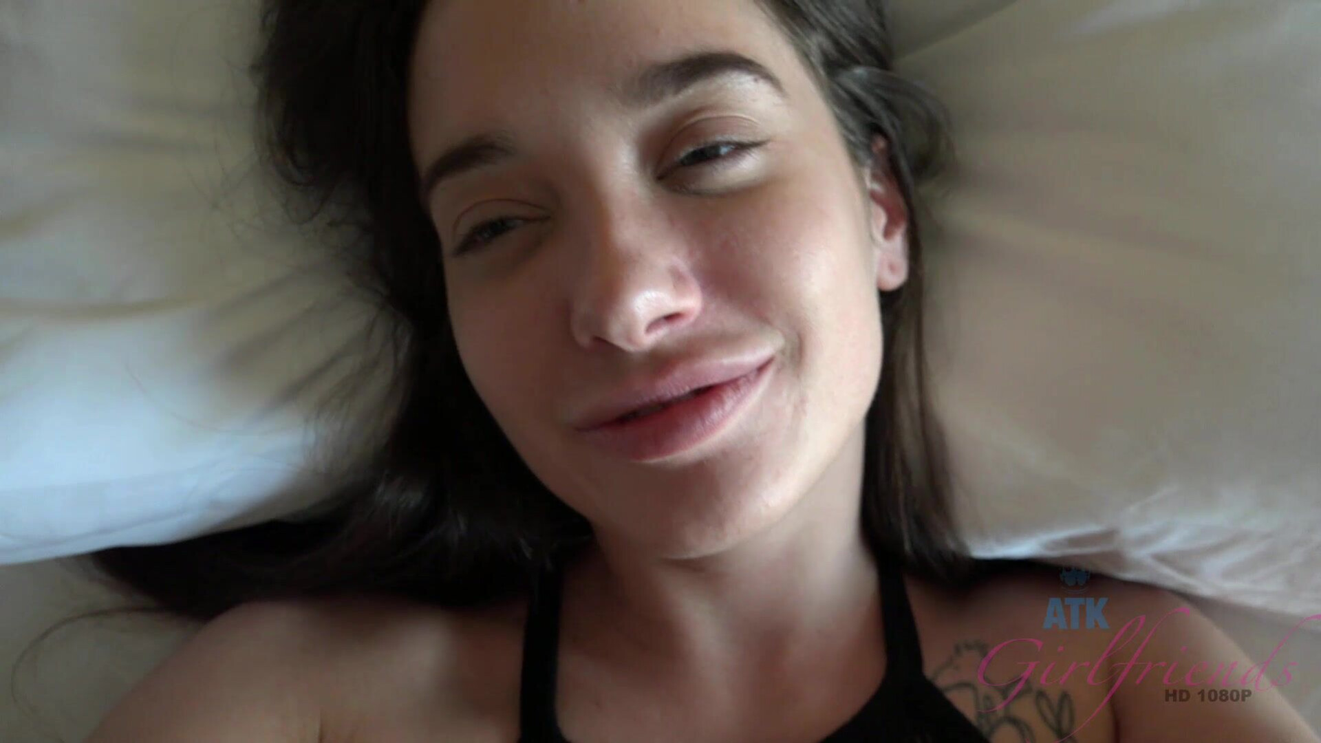 Gia Paige Gia wants to fuck you in Bangkok - pov