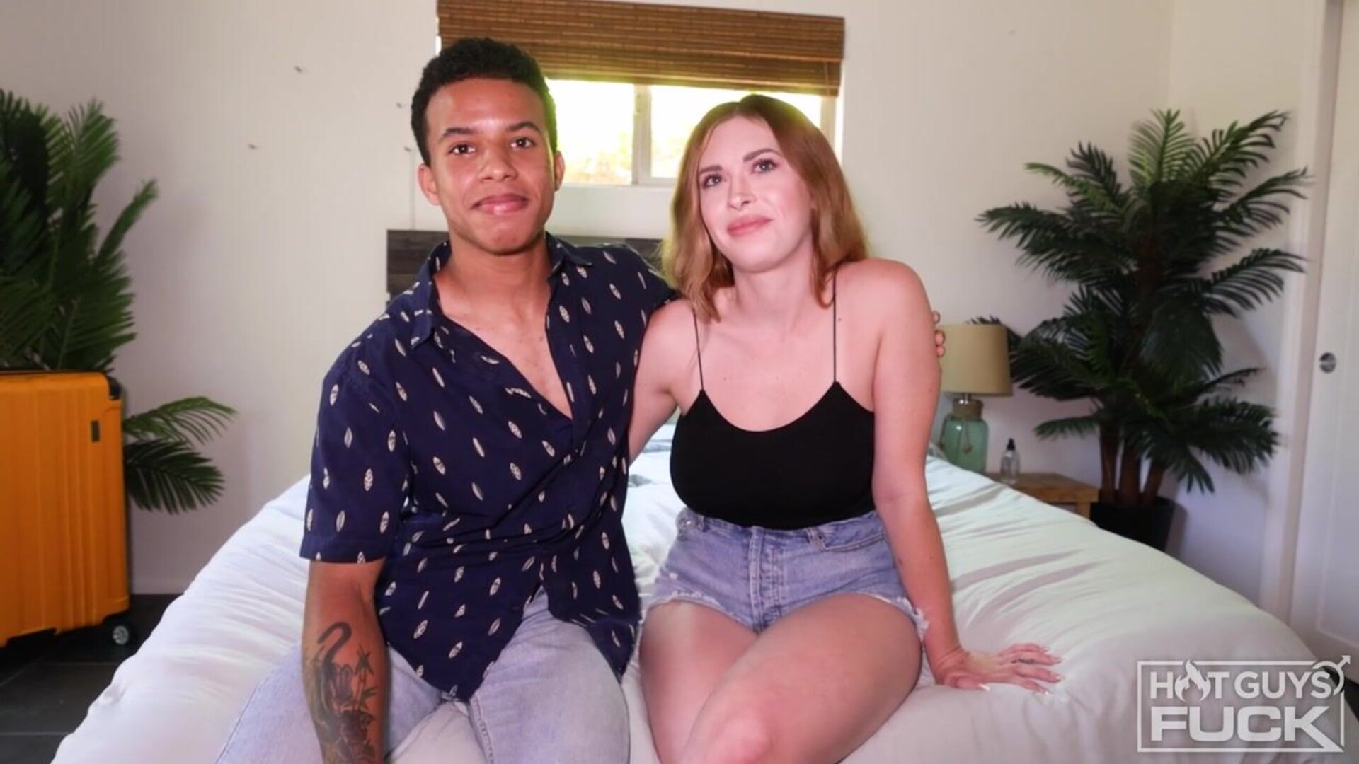 Lindsay Lee – Tummy Tickler Isaiah Ortega Dicks Lindsay Lee Down Right - milf - blowjob - big ass