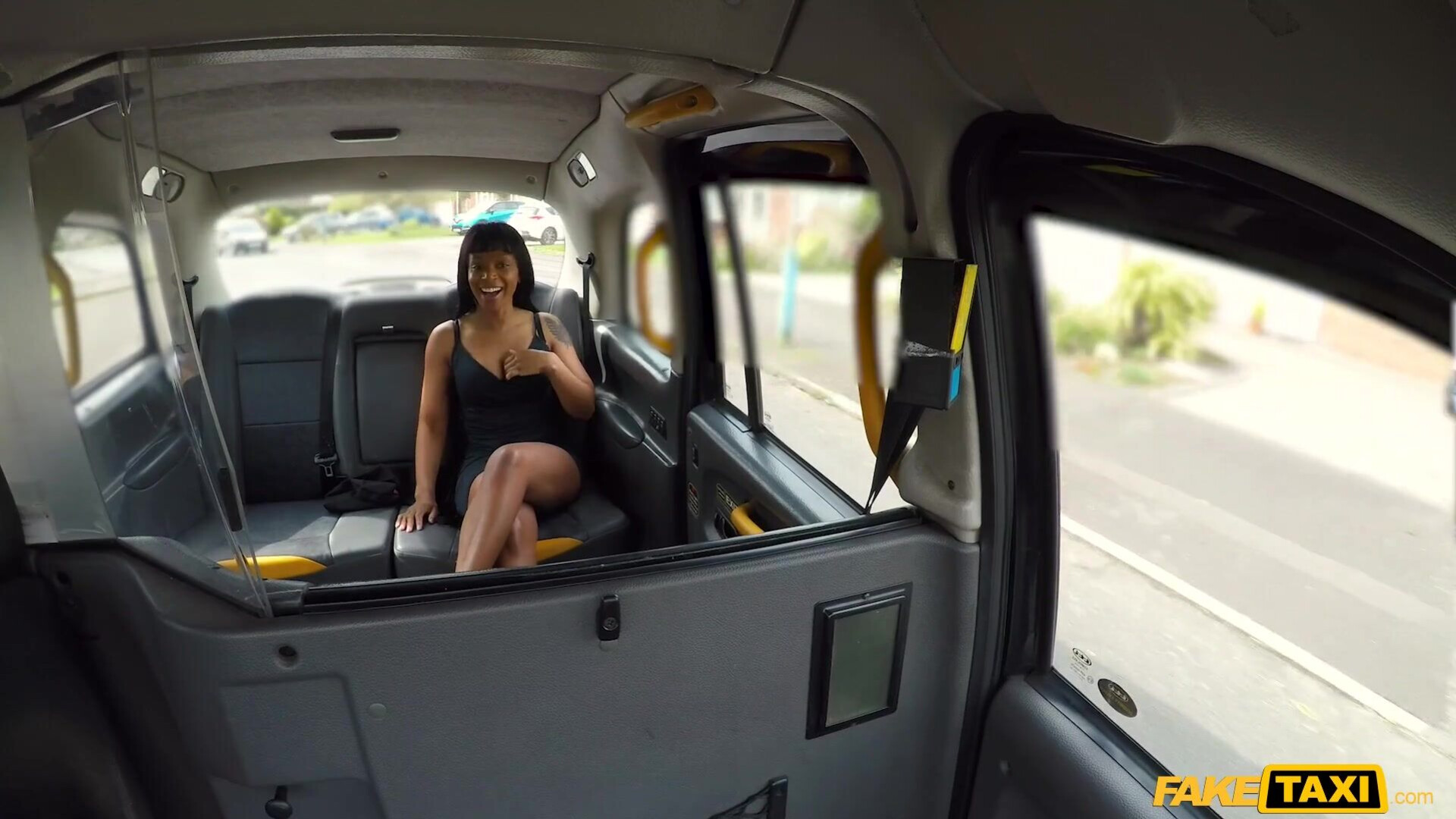 Lola Marie Fake Taxi - big ass - black - ebony