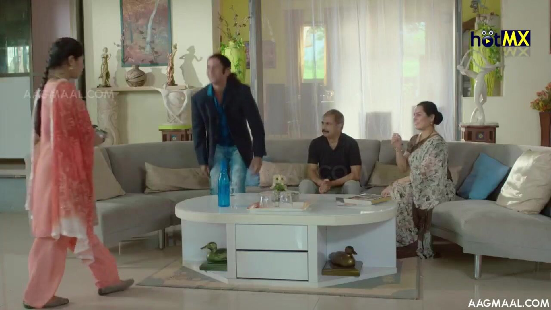 Pyaas Season 01 Episode 01 Unrated (2023) HotMX Hindi Hot Web Series - sanandabanerjee - chandrimabanerjee - gargikhakhalary - priyagamre - bhartijha - leenasingh - prajaktajahagirdar - kairashehgal -