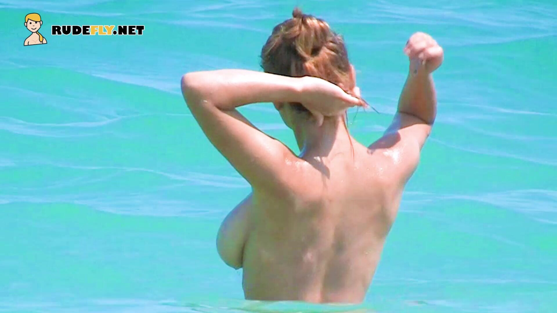 Smoothest nudist play in the warm water - nudist - teen - amateur - voyeur - beach - tanning - public - rudefly