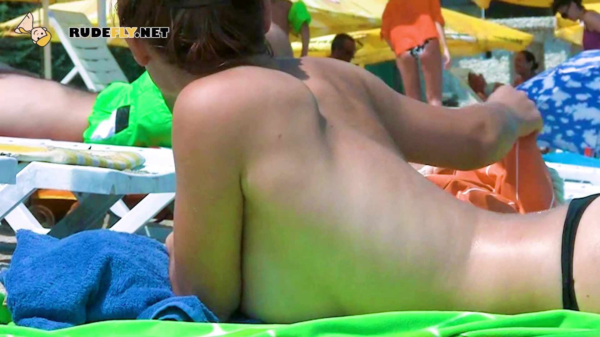 Smoothest nudist play in the warm water - nudist - teen - amateur - voyeur - beach - tanning - public - rudefly