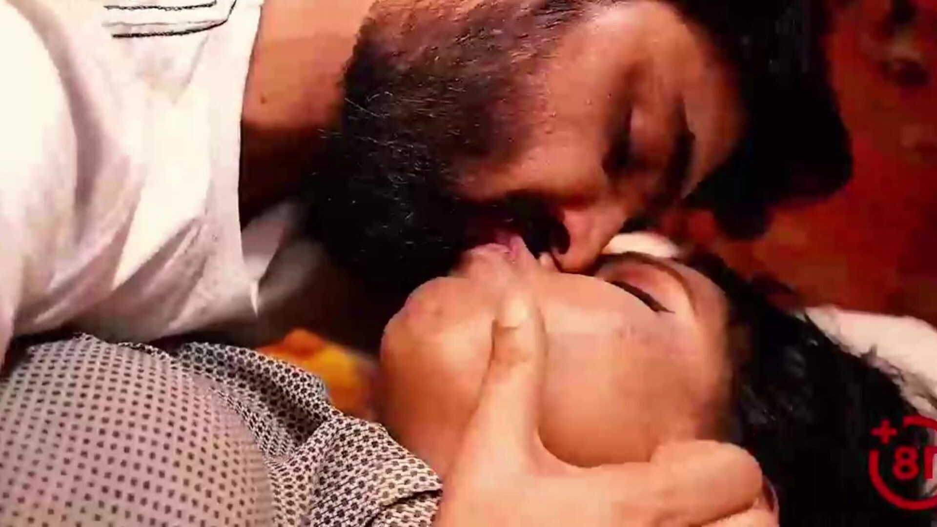 Soti Hui Beti Ko Papa Ne Pakda Hindi Web Series sex video - asian - big boss - india