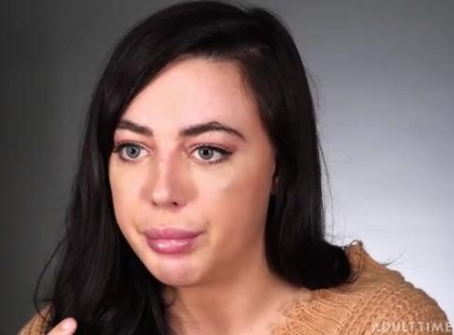 Whitney Wright How women orgasm - solo - brunette